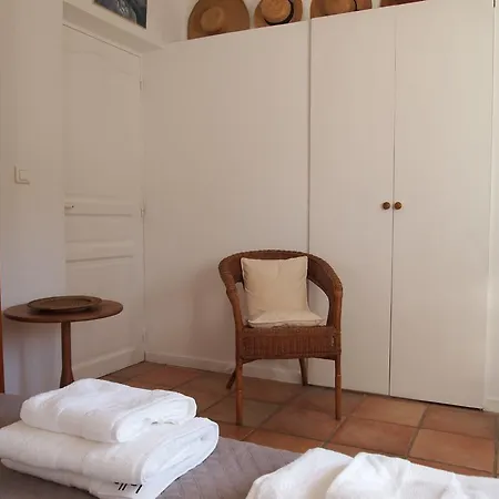 Oda ve Kahvaltı La Tangana Rognes